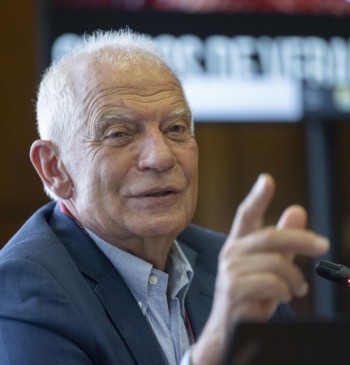 Borrell pide a Europa que tome nota: "Trump está más cerca de [...]