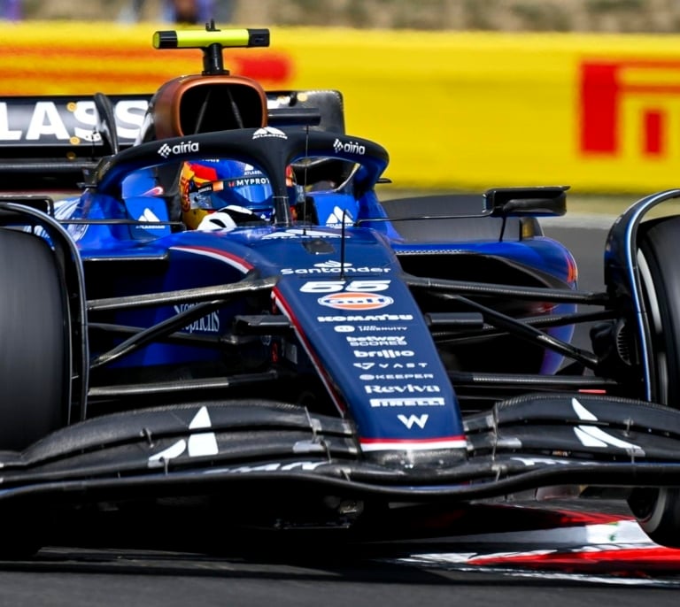 Carlos Sainz admite falta de rendimiento tras quedar 16º en los FP2 de Hungría