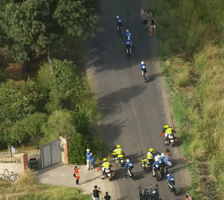 Protestan contra el equipo Israel-Premier Tech durante la contrarreloj de La Vuelta