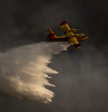 La heroica flota de hidroaviones Canadair de España, vieja y sin repuestos, [...]