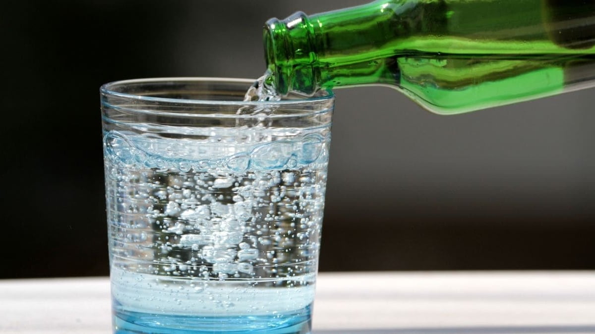 Agua con gas