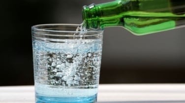 Estos son los beneficios para el organismo del agua con gas