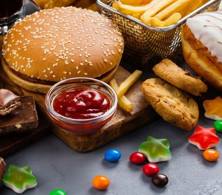 Así afecta a tu cerebro en pocas horas una comida con mucha grasa