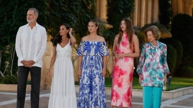 La princesa Leonor y la infanta Sofía protagonizan su primera recepción veraniega en el Palacio de Marivent