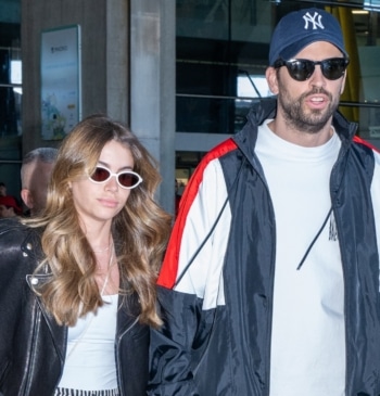 Gerard Piqué y Clara Chía de lo más cariñosos en un concierto [...]