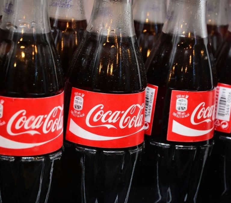 Esto es lo que le pasa al cuerpo si bebes coca-cola todos los días