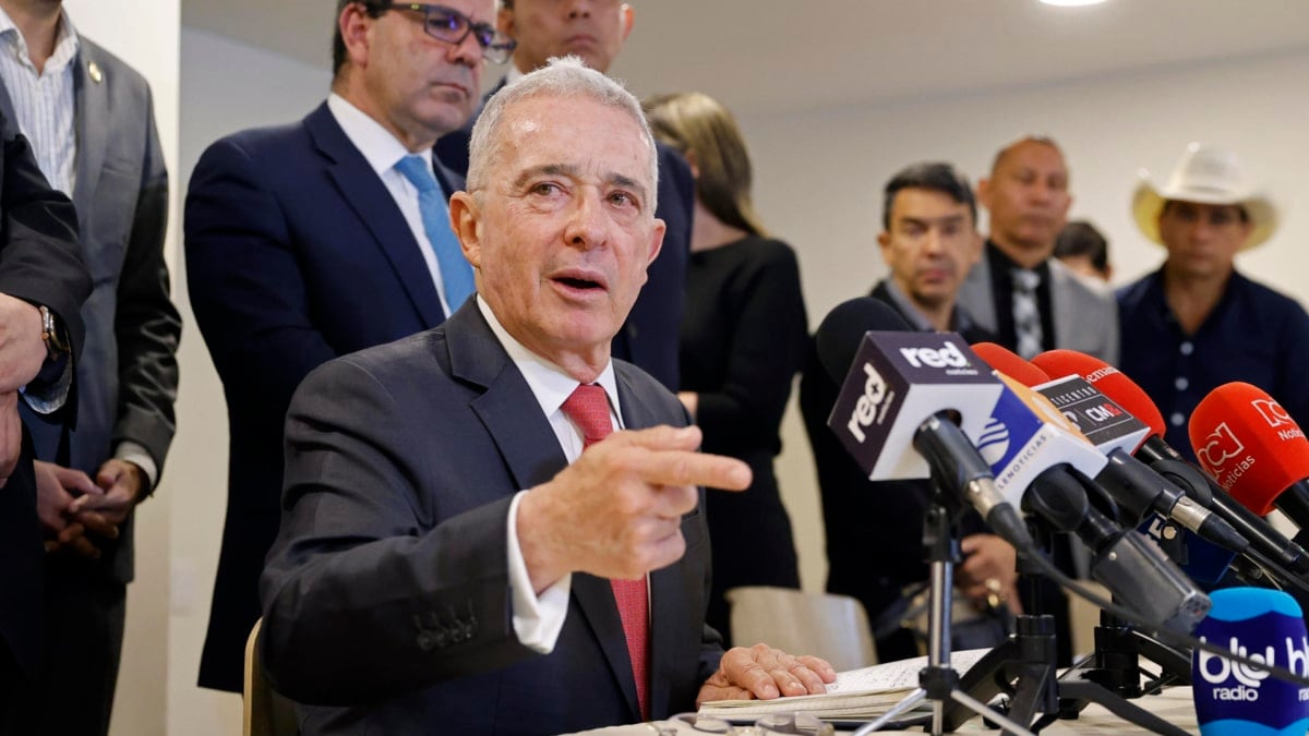 Álvaro Uribe, ex presidente de Colombia