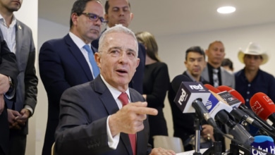 El Tribunal Superior de Bogotá ordena la libertad del expresidente Álvaro Uribe