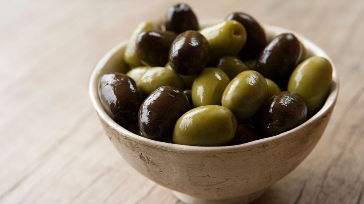 Comer aceitunas