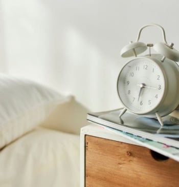 ¿Pones la alarma varias veces para despertarte? Puede indicar un problema de [...]