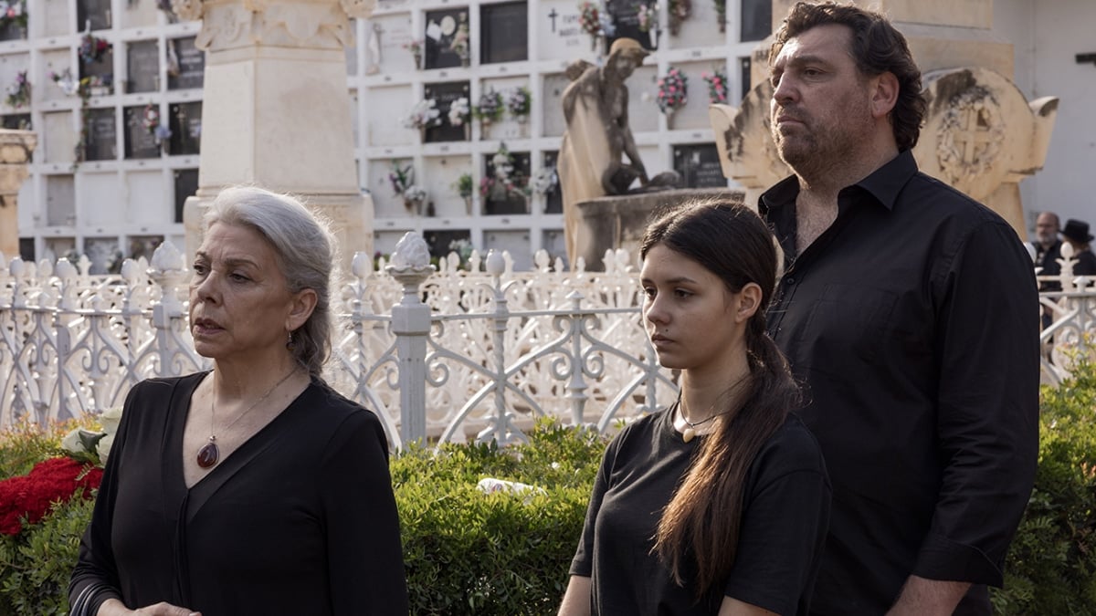 'Dos Tumbas' llega a Netflix como una gran apuesta de la plataforma