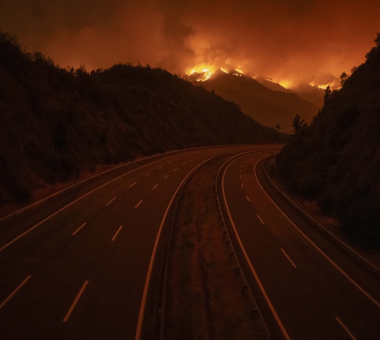 ¿Quiénes son los culpables de la peor ola de incendios de este siglo en España?