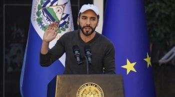 Bukele cambia la Constitución para poder ser reelegido indefinidamente en El Salvador