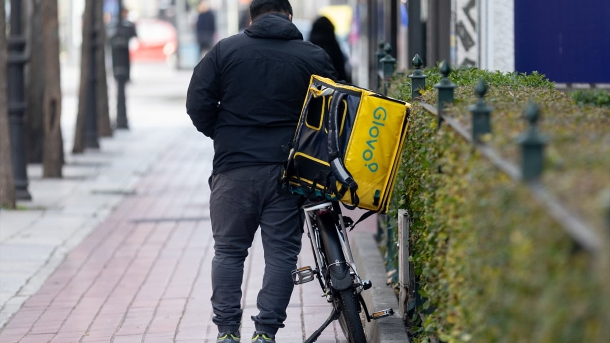 Glovo advierte de que su continuidad en España está en duda