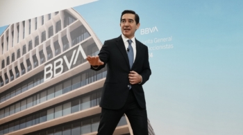 BBVA avisa de que si el Gobierno veta la fusión con Sabadell podría no alcanzar "gran parte de los ahorros de costes"