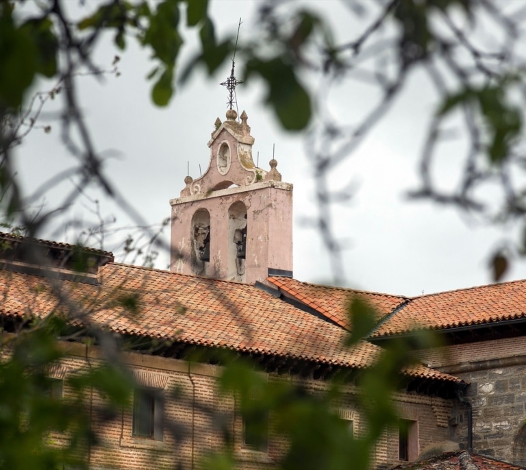 Las monjas cismáticas de Belorado impiden a las cinco mayores salir del convento de Orduña