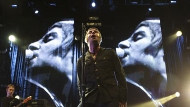 Oasis, "conmocionado y entristecido" tras la muerte de un fan durante un concierto