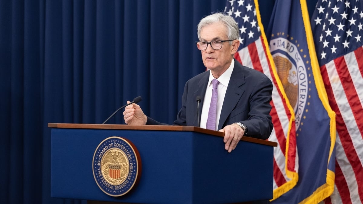 Powell estudia una rebaja de tipos de la Reserva Federal: "La economía estadounidense está cambiando"