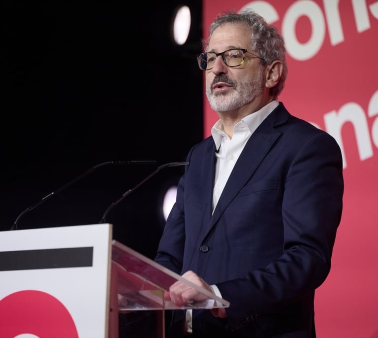 Dimite Carlos Martín, uno de los coordinadores de Sumar, por motivos de salud