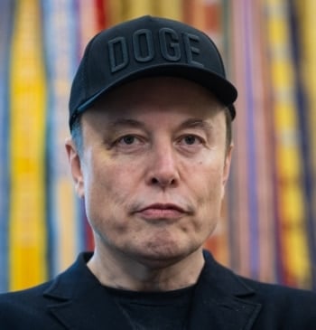 Musk y Altman se tiran los trastos a la cabeza por la [...]