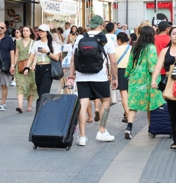 De Barcelona a La Coruña: las tasas turísticas se expanden en España