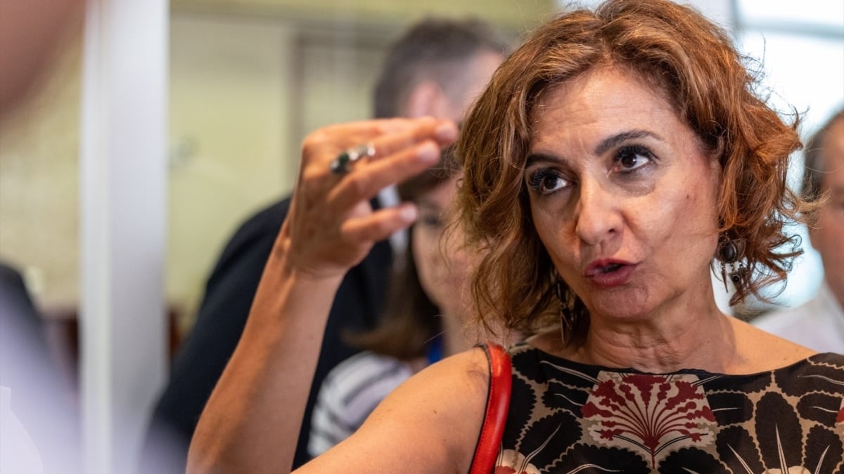La vicepresidenta primera del Gobierno y ministra de Hacienda, María Jesús Montero