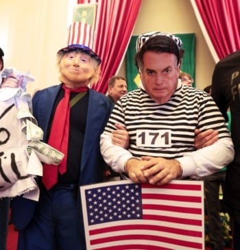 Prisión domiciliaria para Bolsonaro, ante el riesgo de fuga del ex presidente [...]