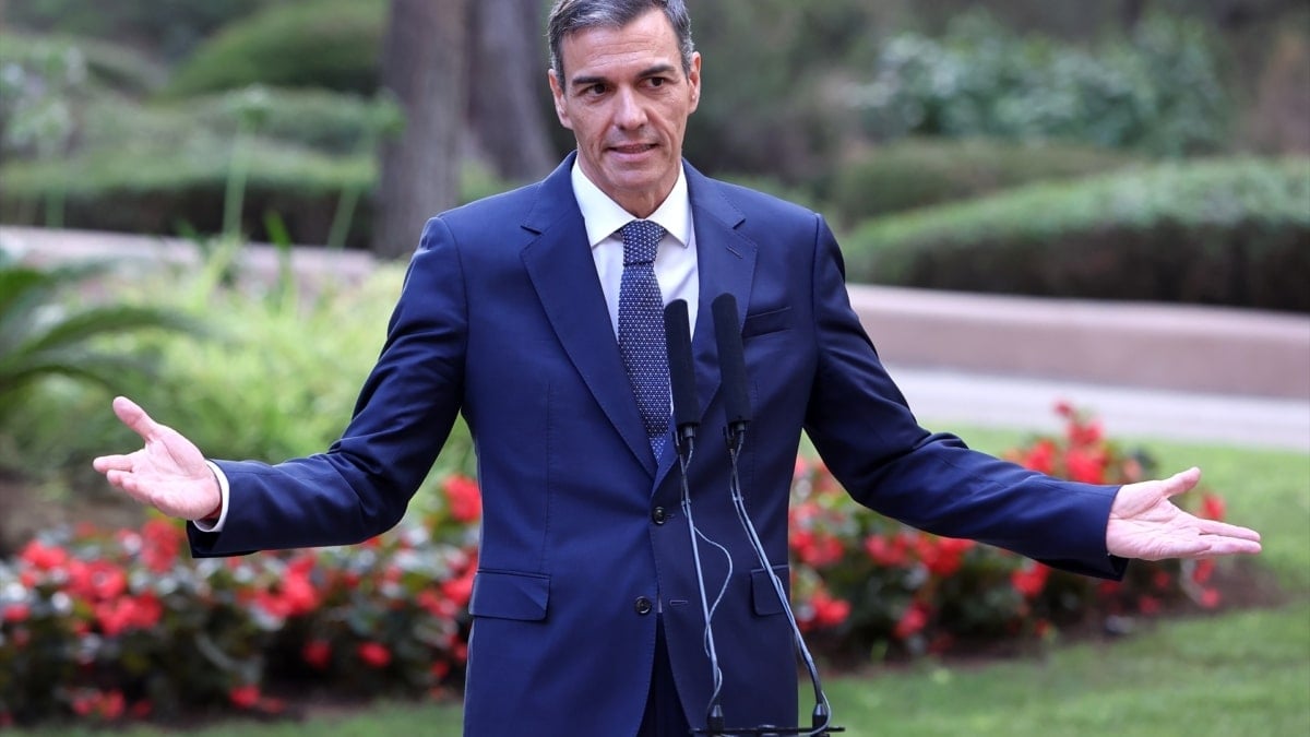 Andalucía acusa a Sánchez de "hechos xenófobos" en el reparto de menores