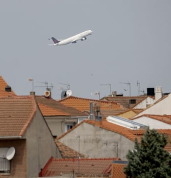 Las aerolíneas 'low cost' conquistan el 60% del mercado, casi 10 puntos [...]