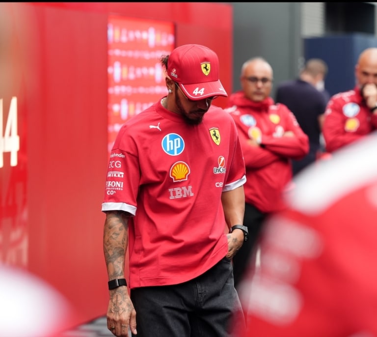 Ecclestone cree que Hamilton "debería dejar" la F-1 y considera que "desde hace tiempo"