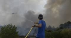 Muere un voluntario que trabajada en la extinción de un fuego en León