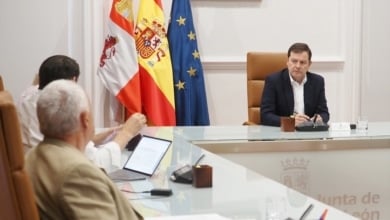 Castilla y León destina 8,5 millones en las primeras ayudas a los afectados por los incendios