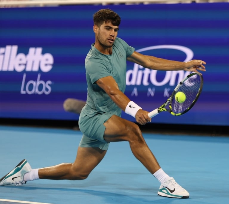 Alcaraz recorta a Sinner y será número uno si gana el Abierto de Estados Unidos