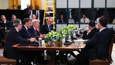 El 'equipo Europa' presiona a Trump sobre las garantías de seguridad para Ucrania pero Putin rechaza el despliegue de tropas