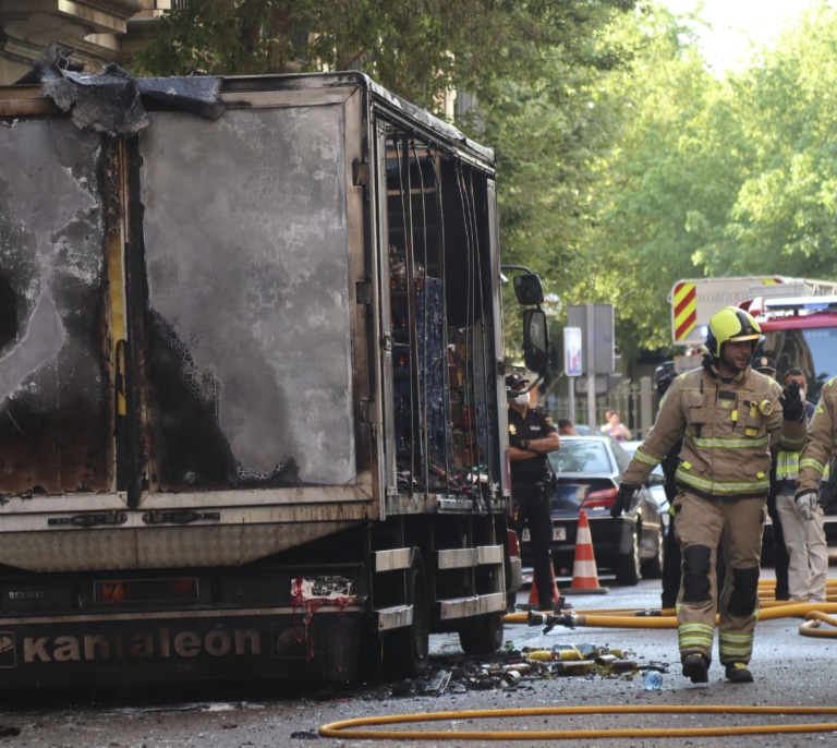 Un trabajador y una joven, heridos en una explosión de gas en Zamora