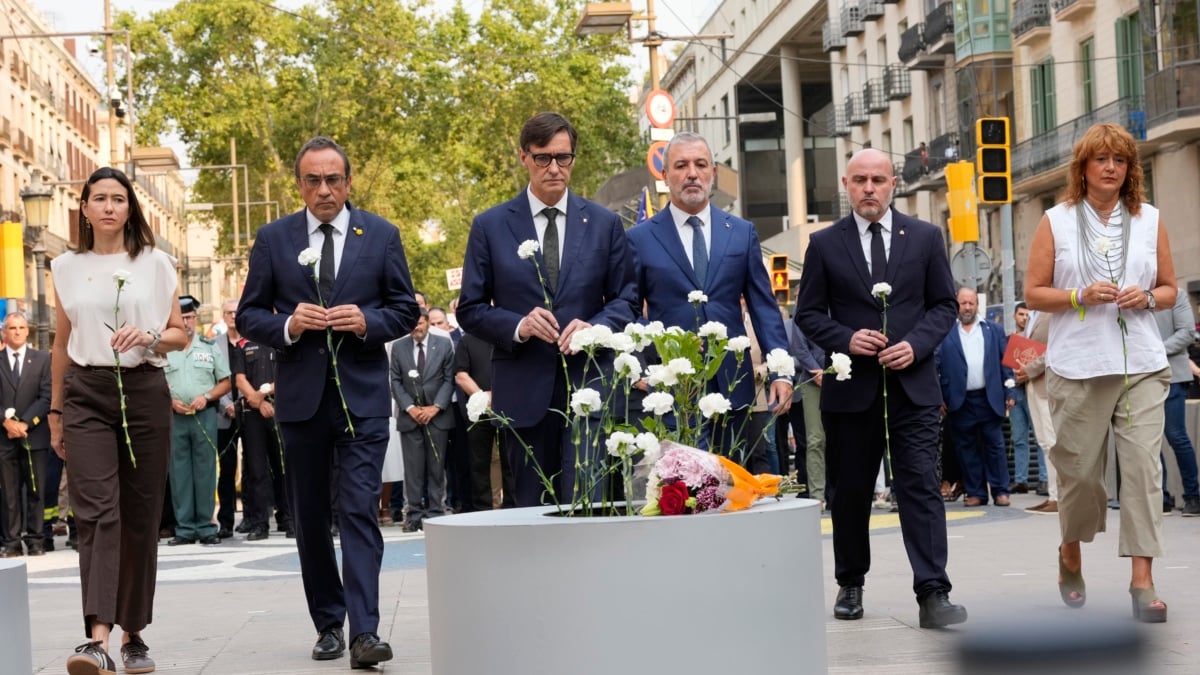 Las familias recuerdan a las víctimas del 17A en el octavo aniversario del atentado yihadista