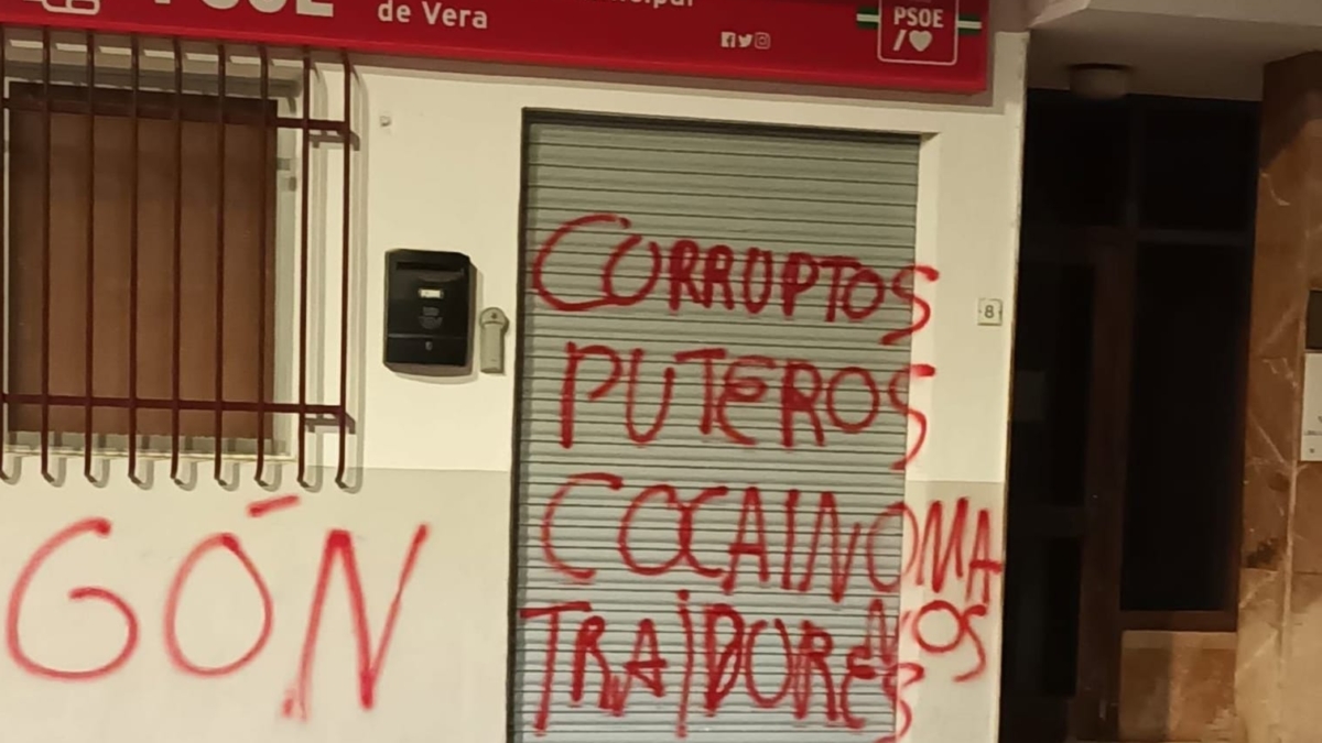 El PSOE achaca a la crispación generada por PP y VOX los 180 ataques a sus sedes sufridos desde 2023