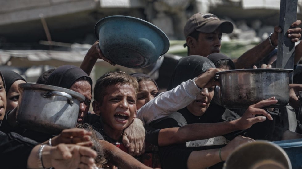 Israel ultima la invasión de una Gaza hambrienta y moribunda 