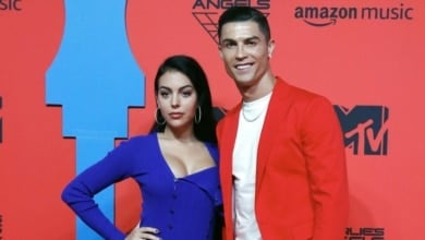 Georgina Rodríguez da el 'sí, quiero' a Cristiano Ronaldo y muestra el anillo