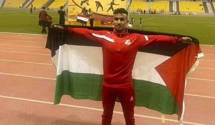 Asesinado un conocido atleta palestino mientras buscaba comida en un polémico centro de distribución