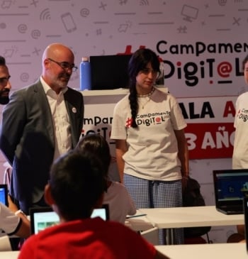 Campamento Digital forma este verano a 100.000 niños, niñas y Jóvenes en el [...]