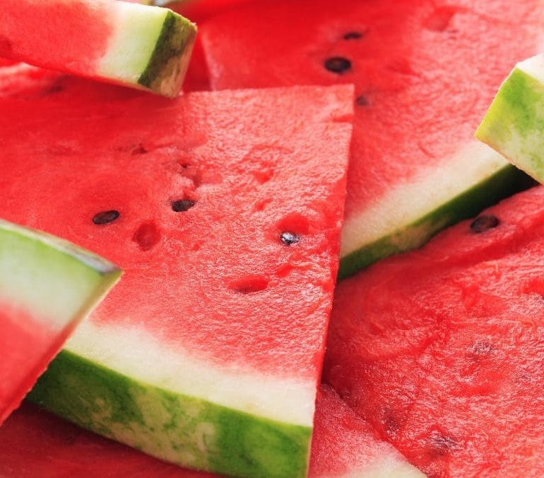 El nuevo ingrediente que se le está echando a la sandía y que ya es viral