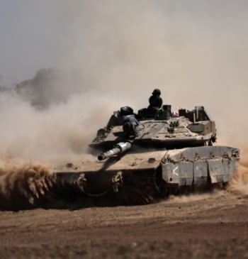 Israel moviliza a 130.000 reservistas para poner en marcha su plan de [...]