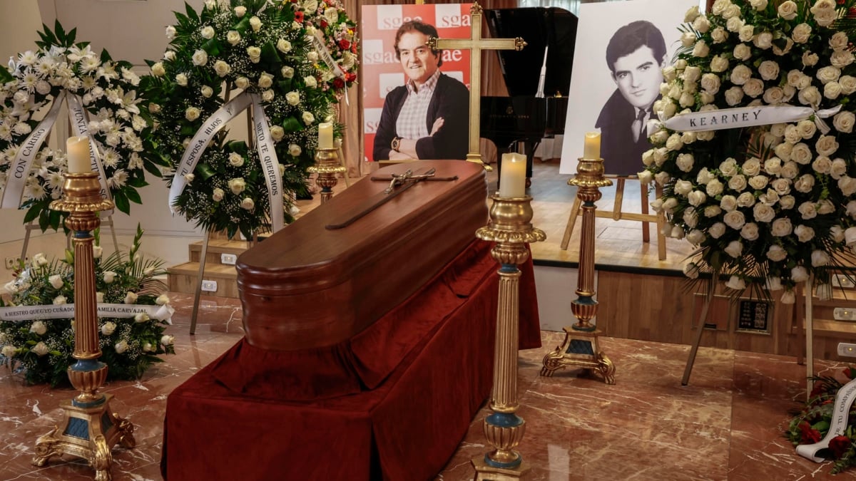 Capilla ardiente de Manuel de la Calva en la sede principal de la SGAE en Madrid este miércoles 27 de agosto