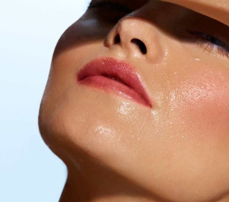 Estos son los errores que debes evitar en verano con el maquillaje