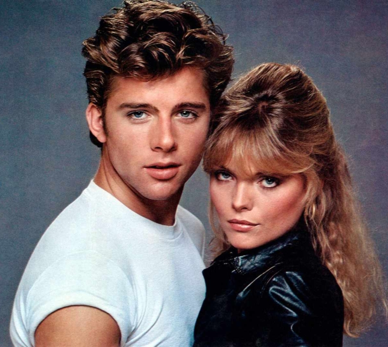 Cómo el galán de 'Grease 2' sacrificó la fama por un amor veinte años mayor que él