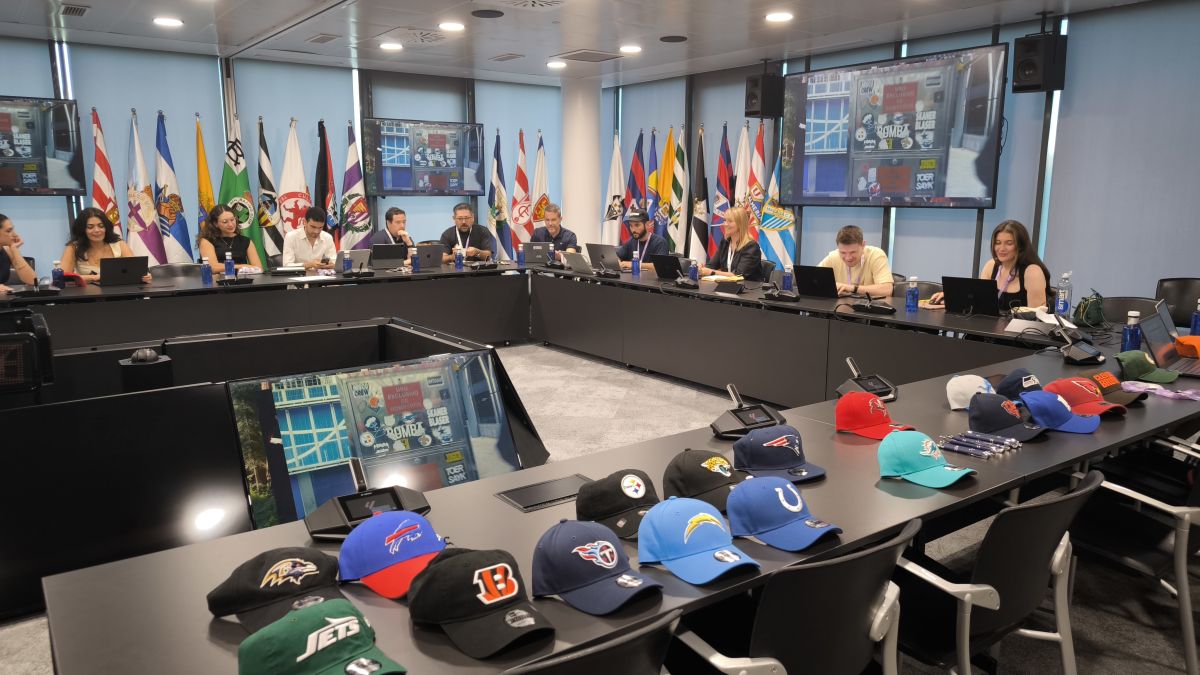 La liga de fútbol americano prepara ya en Madrid el partido que celebrará en el Santiago Bernabéu