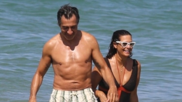 Nuria Roca y Juan del Val disfrutan de sus vacaciones en la costa de Cádiz