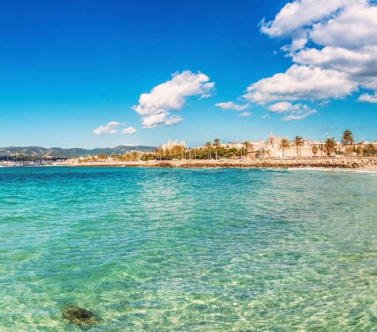 Estas son las playas más vacías y más limpias de España