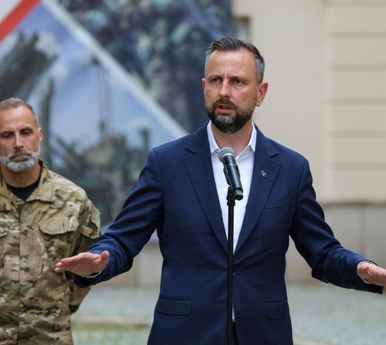 Polonia acusa a Moscú de "provocación" por la caída de un dron ruso en su territorio